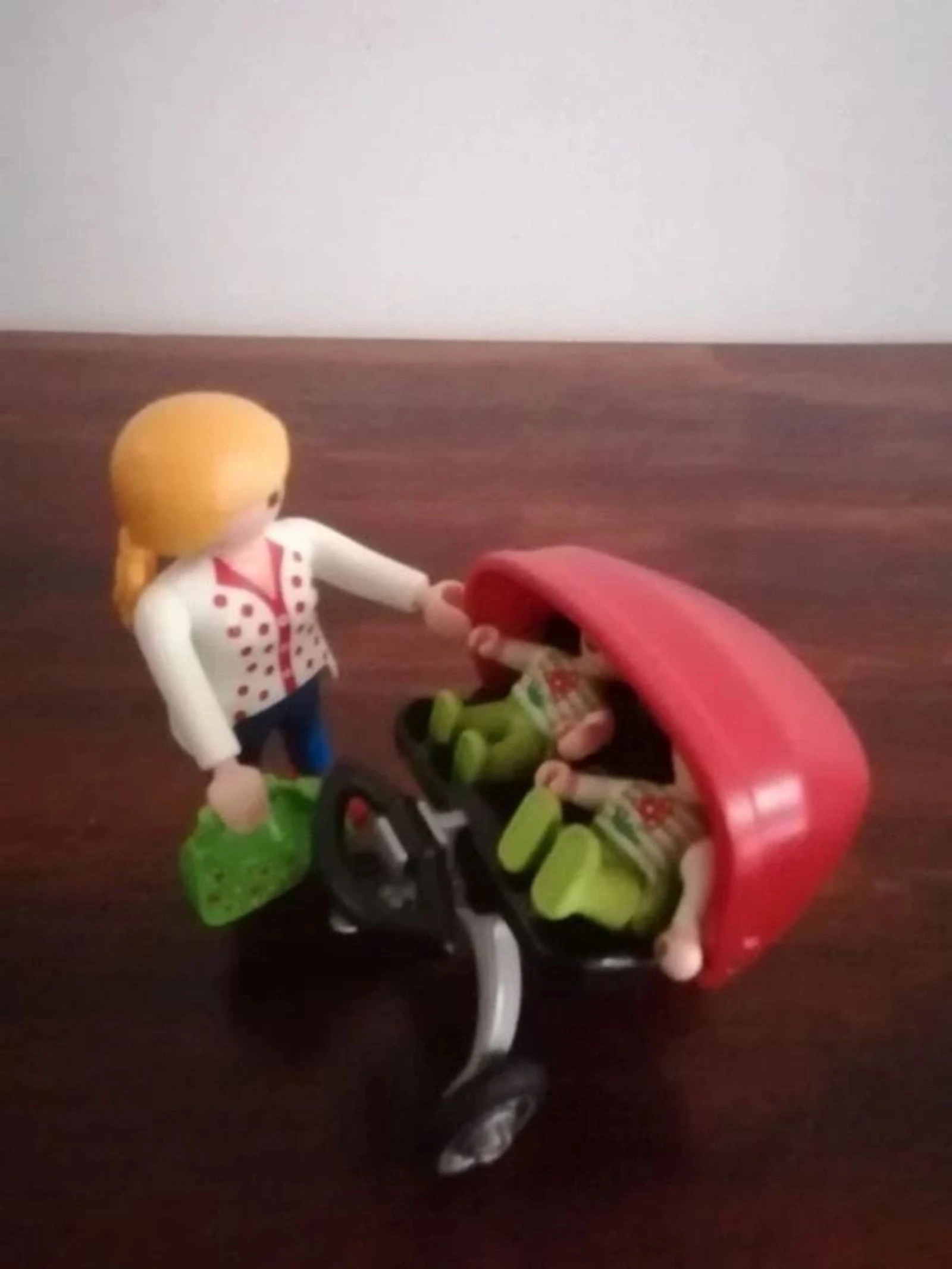 Casa de la ciudad completa Playmobil 5302 - la mamá y sus gemelos - La niña y su patineta ATENCIÓN NO SE ENVÍA – photo 7